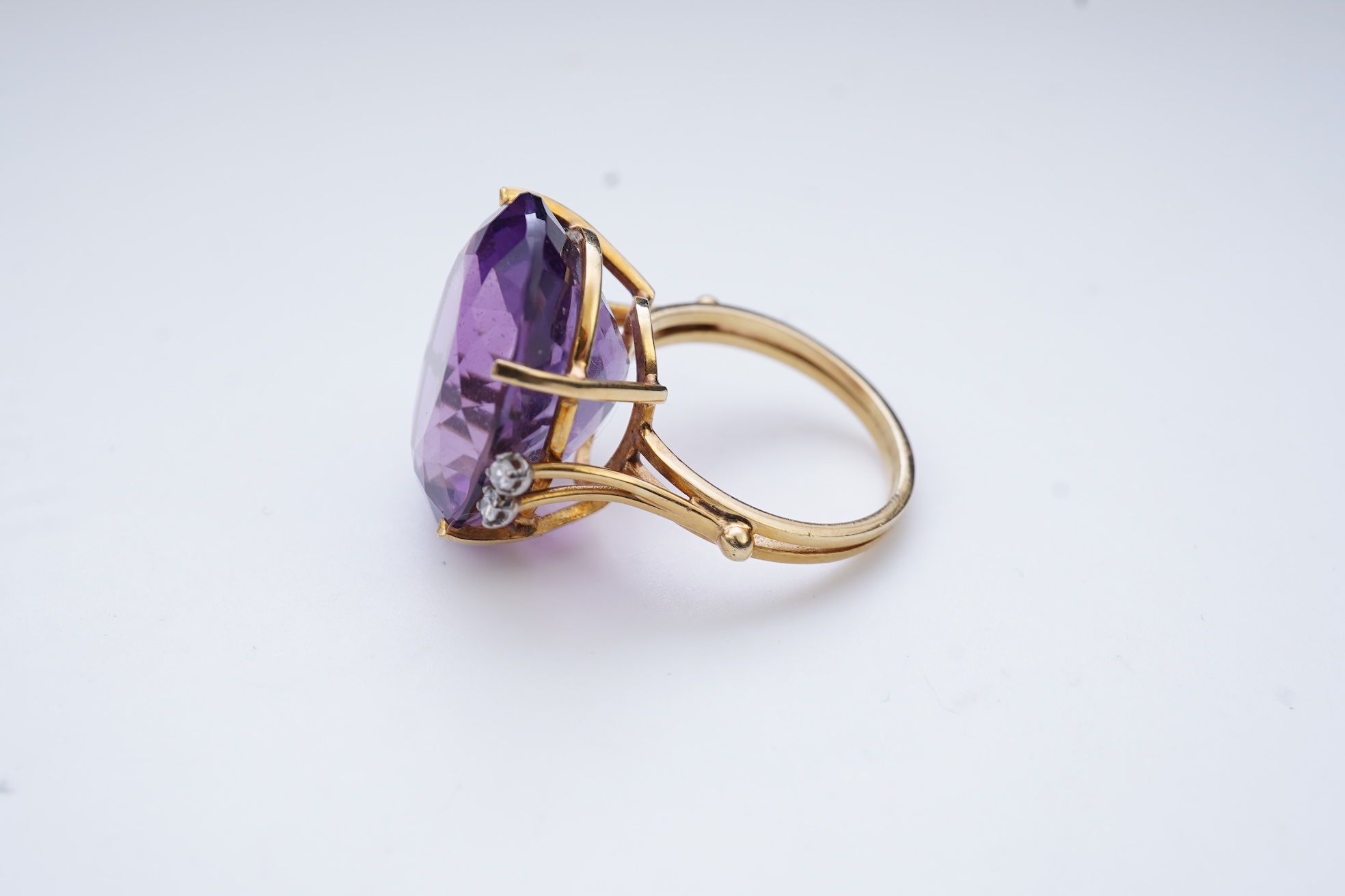 An amethyst and diamond ring